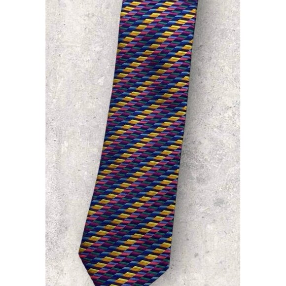 CHARLES TYRWHITT Silk Tie ENGLAND Blue Yellow Pink Geometric W:3.4" EUC - Picture 7 of 7